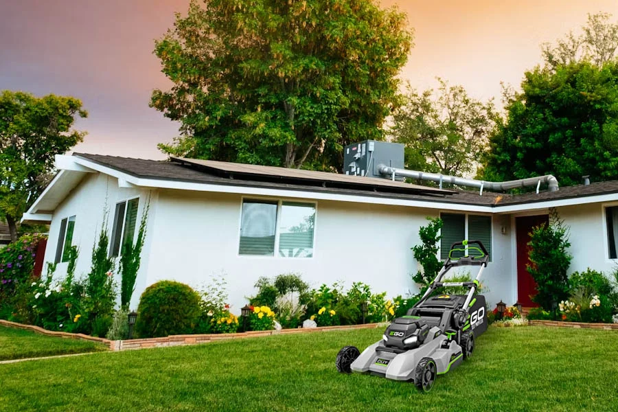 battery charged lawn mower